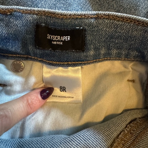 Express Skyscraper Mid Rise Jeans - Picture 5 of 5